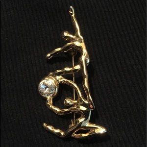Dancer’s Pin